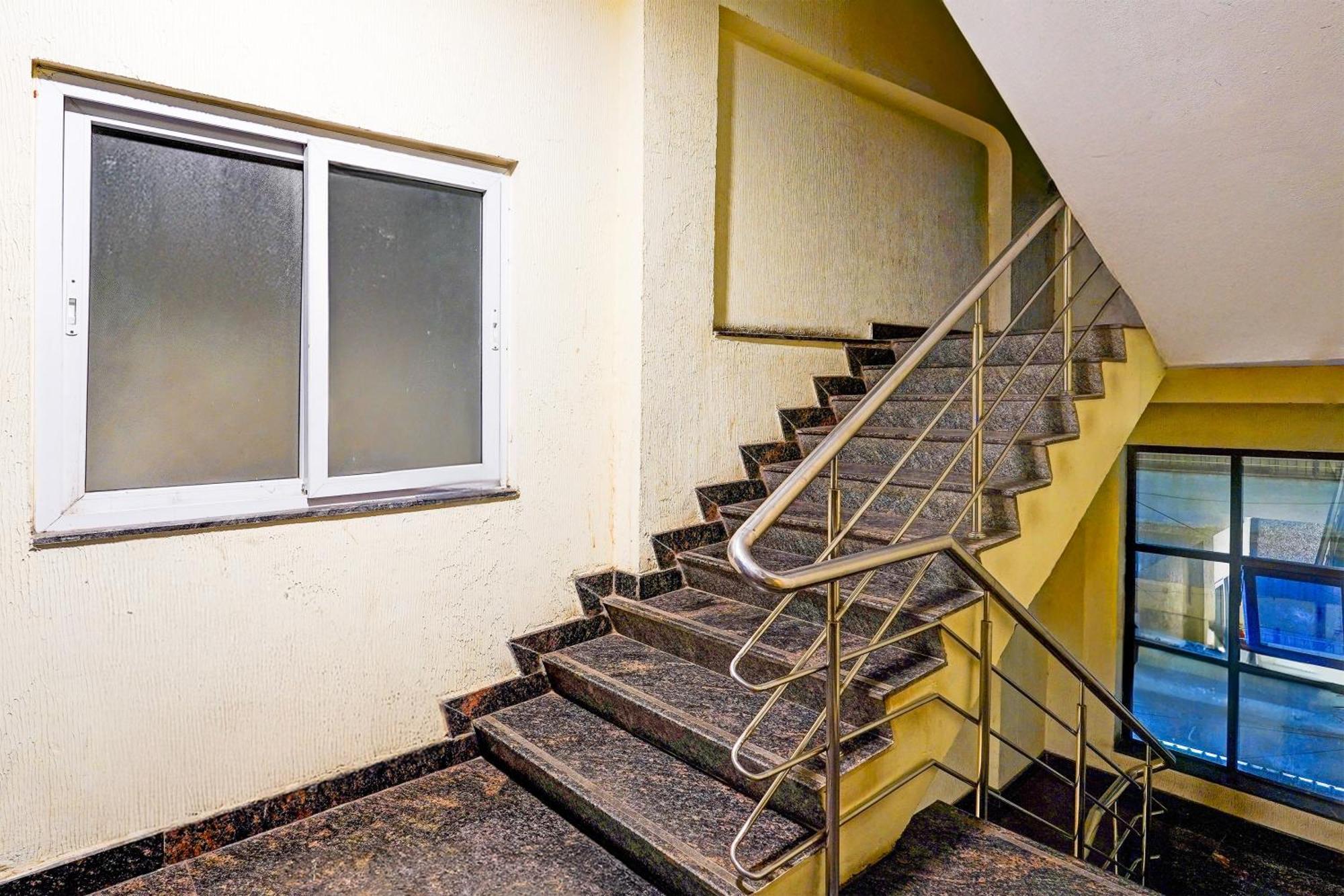 Hotel O Pallavaram Near Airport Chennai Exterior foto